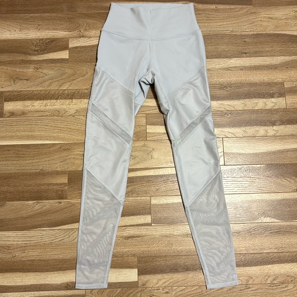 Alo leggings - Picture 1 of 6